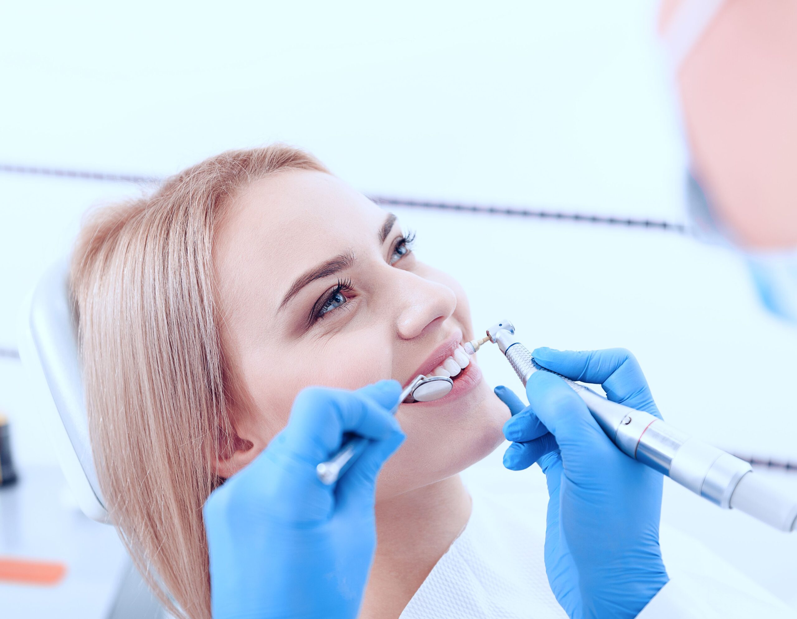 Ціна лікування зубів у клініці UkrDentClub 1 Лікування зуба: ціна послуги в Києві